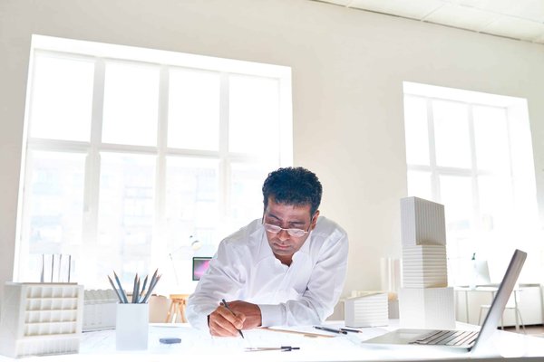 Quelles activités expérimentales pour découvrir la loi de la gravitation en 3ème ?